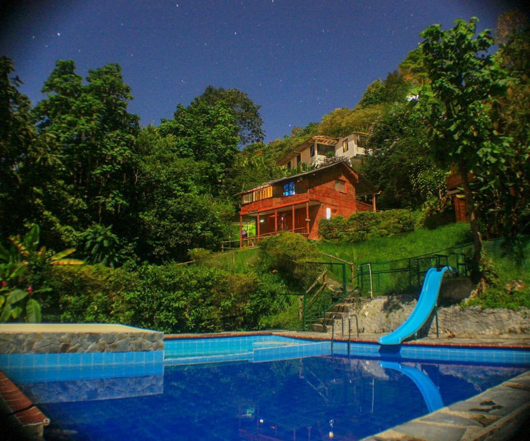 Eco Lodge La Juanita La Linda エクステリア 写真